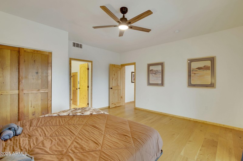 55-web-or-mls-786_E_Broncos_Trail_Willia