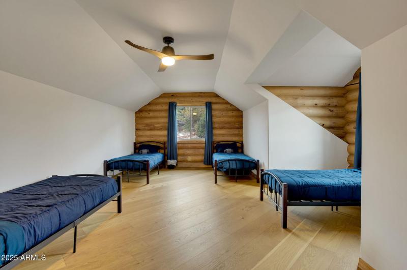 64-web-or-mls-786_E_Broncos_Trail_Willia