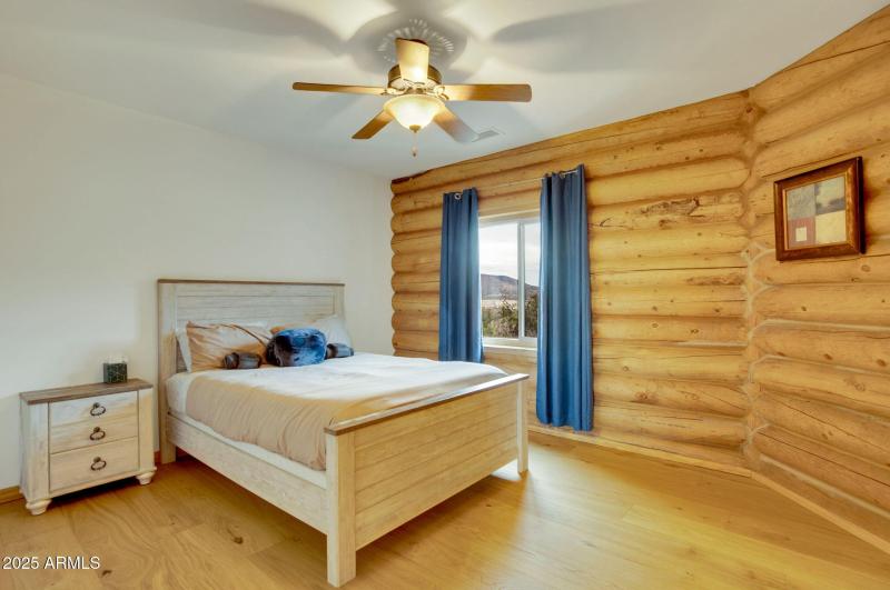 68-web-or-mls-786_E_Broncos_Trail_Willia