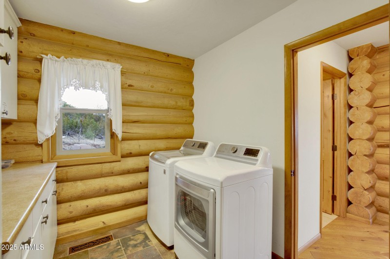 82-web-or-mls-786_E_Broncos_Trail_Willia