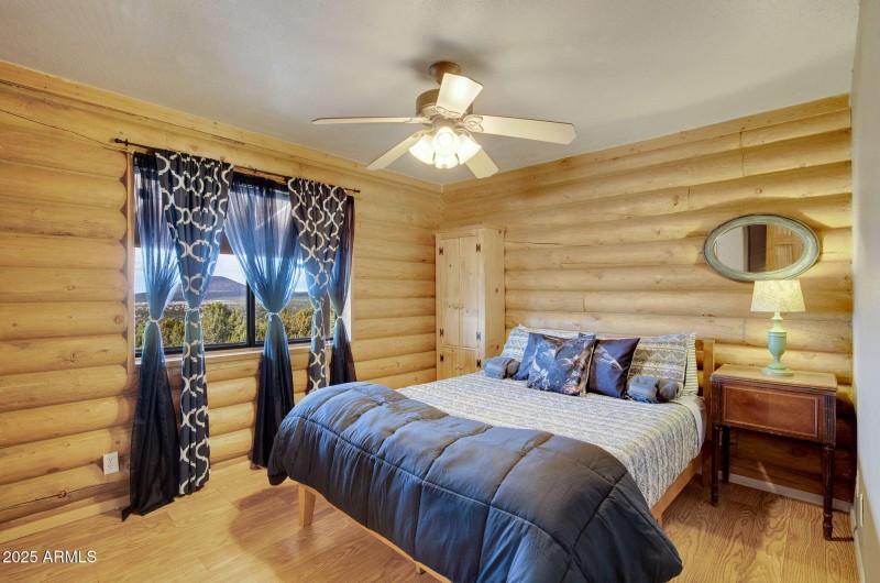 143-web-or-mls-786_E_Broncos_Trail_Willi