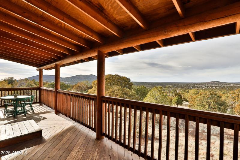 167-web-or-mls-786_E_Broncos_Trail_Willi