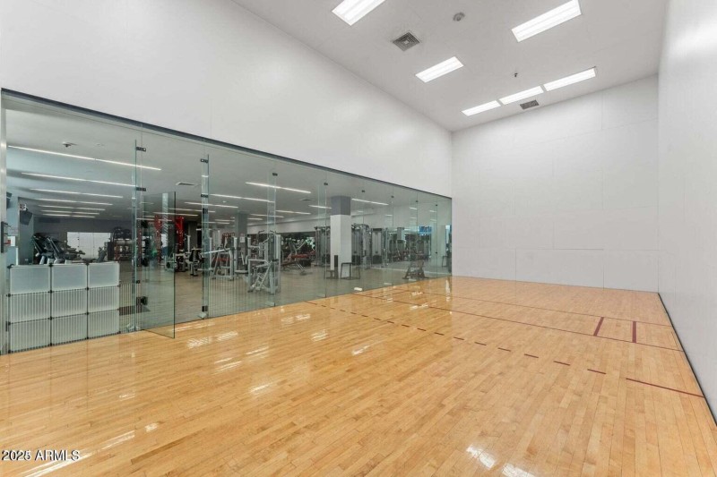 20241004203126592386000000-o