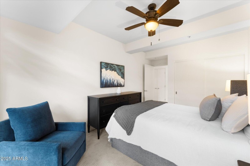 33-033-guest-bedroom