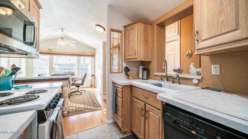 3710 S Goldfield Rd Lot 361-33