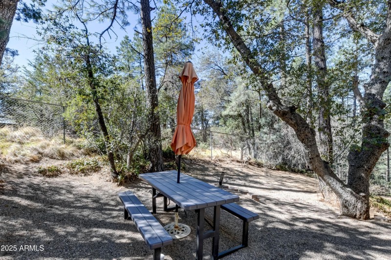 picnic table