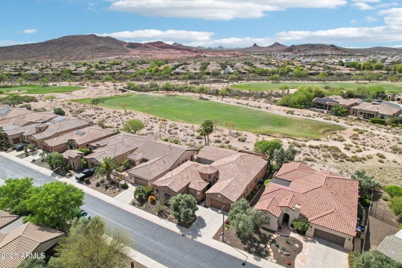 62-web-or-mls-N 130th Ave-01042025-060