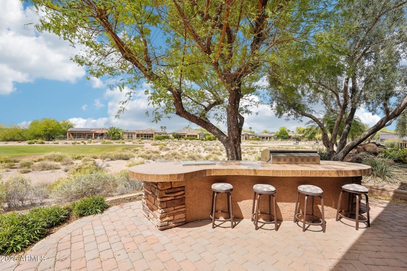 56-web-or-mls-N 130th Ave-01042025-054