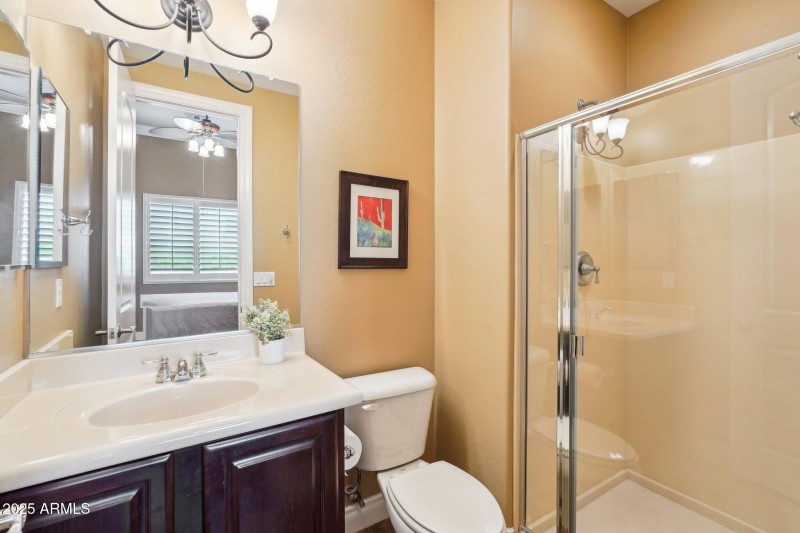 46-web-or-mls-N 130th Ave-01042025-044