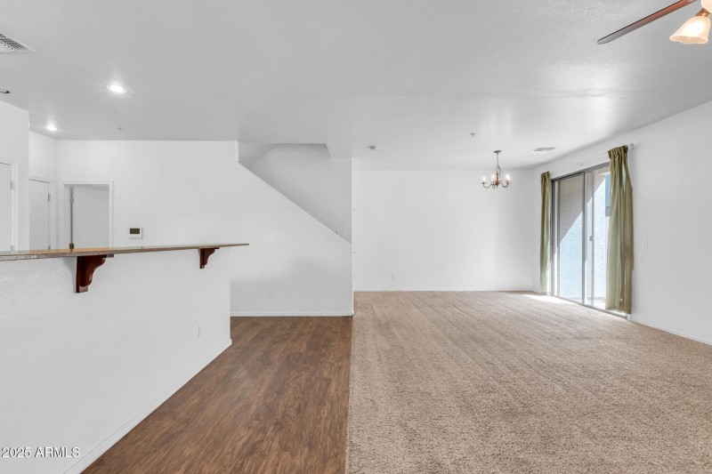 7533 S 31st Pl-5_(2048)