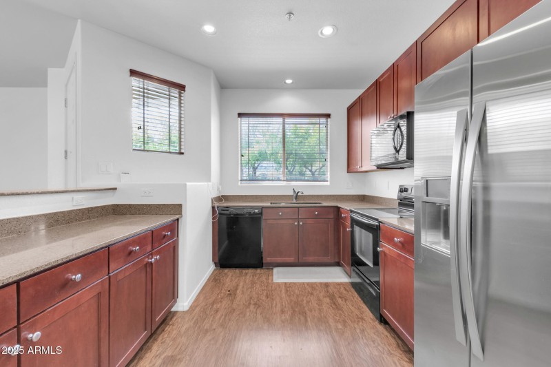 7533 S 31st Pl-12_(2048)