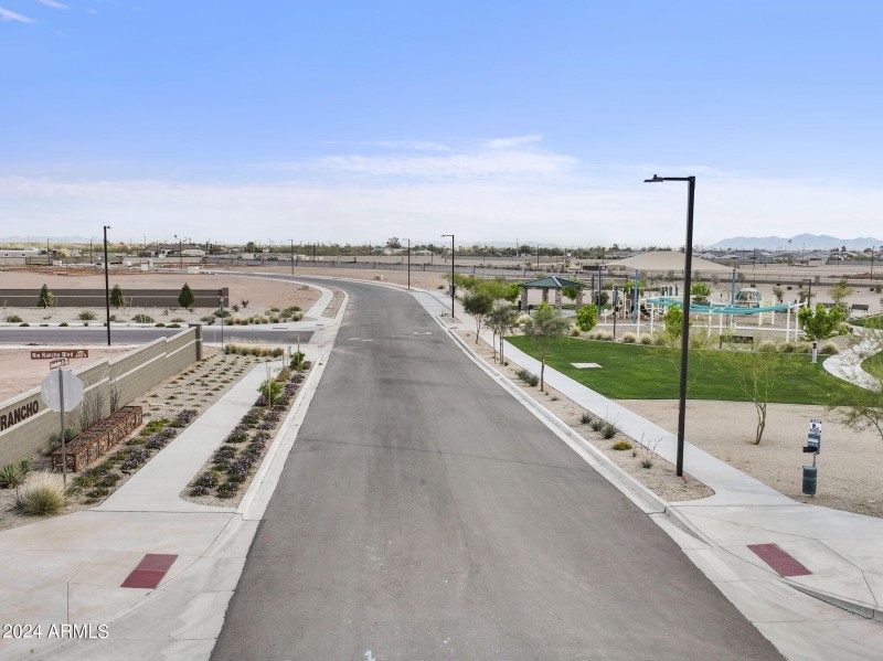 57-web-or-mls-25586-n-183rd-ln-11