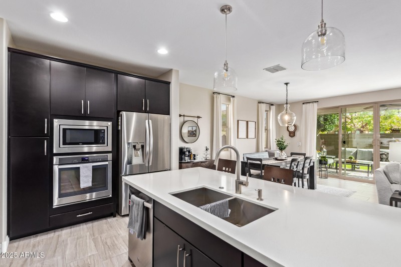 Kitchen/Dining