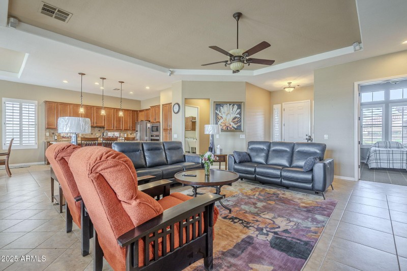 10-web-or-mls-Ficus-10