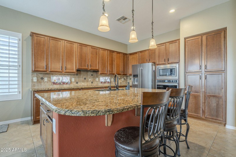 19-web-or-mls-Ficus-19