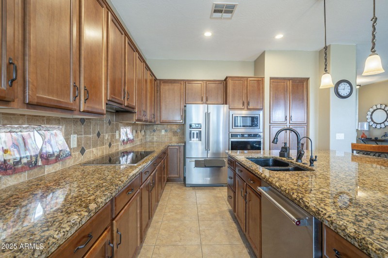 21-web-or-mls-Ficus-21