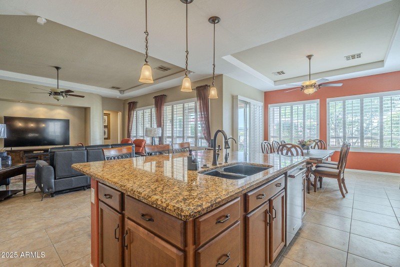 26-web-or-mls-Ficus-26