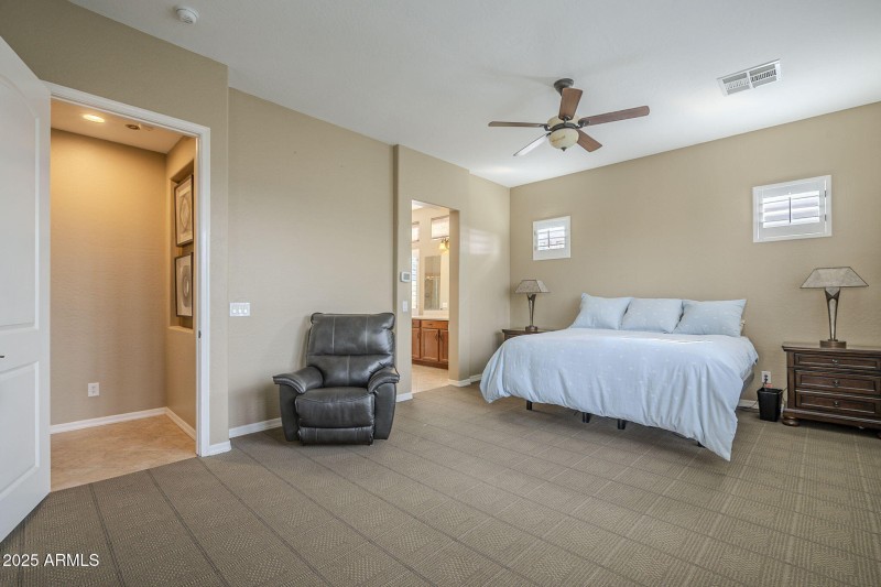 31-web-or-mls-Ficus-31