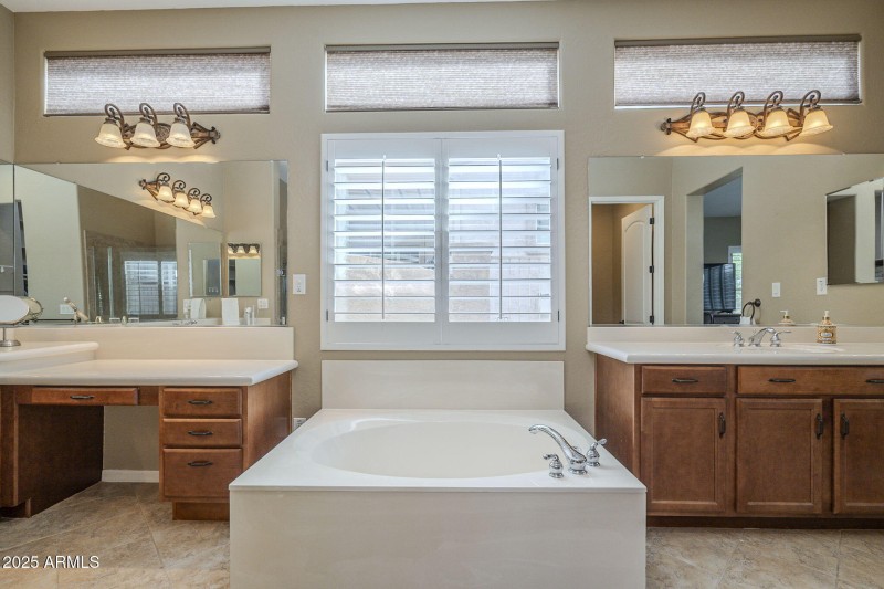 34-web-or-mls-Ficus-34