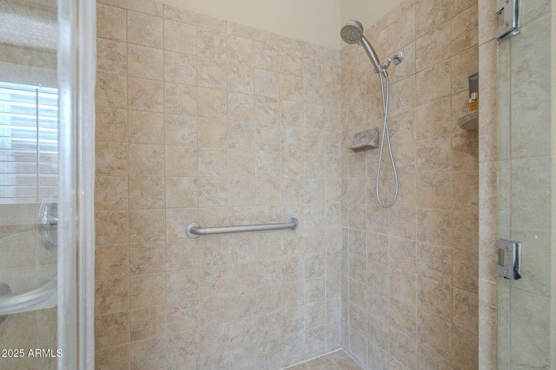 37-web-or-mls-Ficus-37