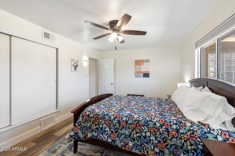 Secondary bedroom 2