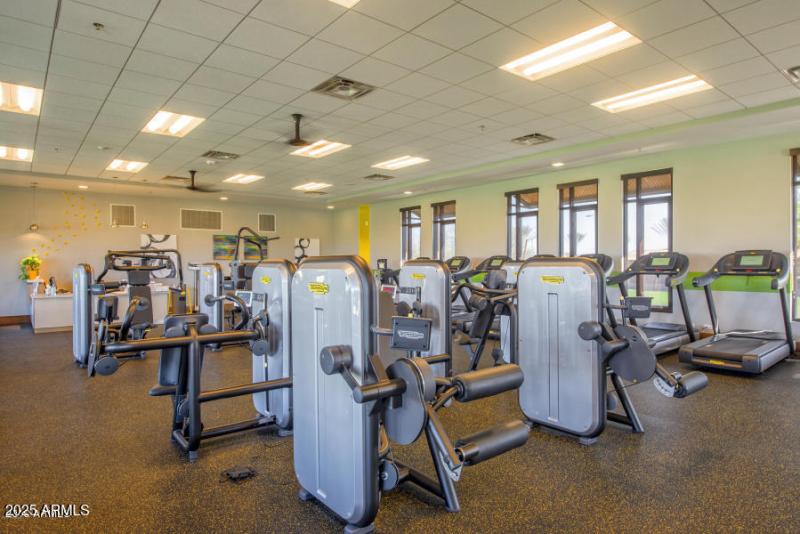 T23_Mita Club Fitness