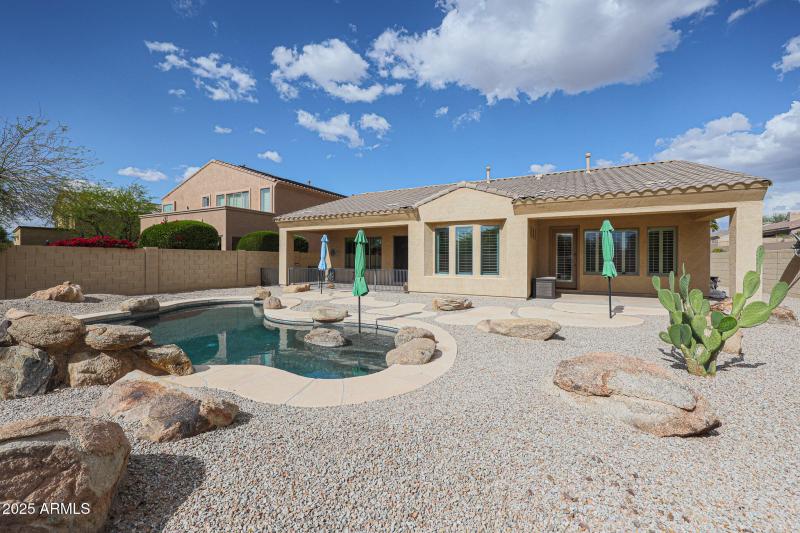 Large Yard with Pool!