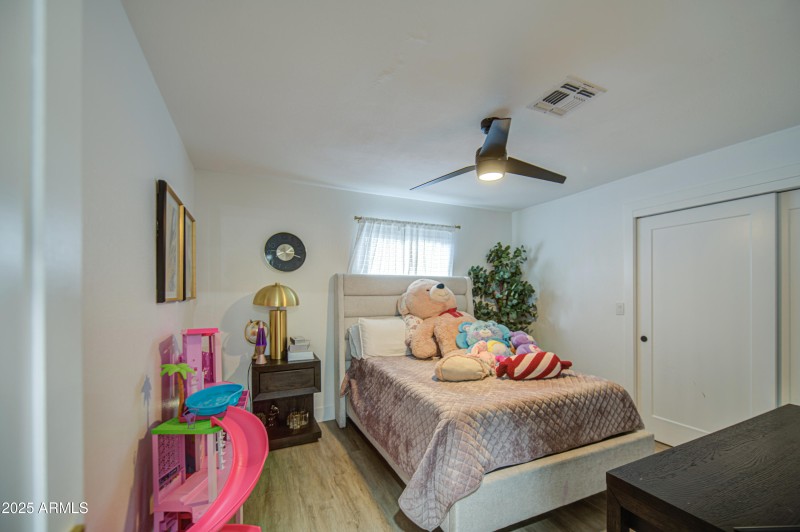 Bedroom 4-pic 1