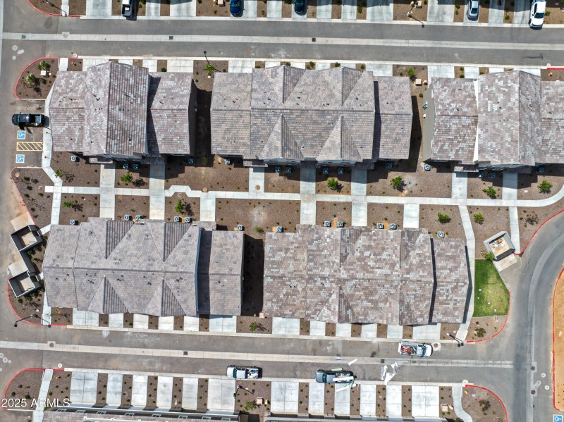 DJI_20250402042413_0015_D