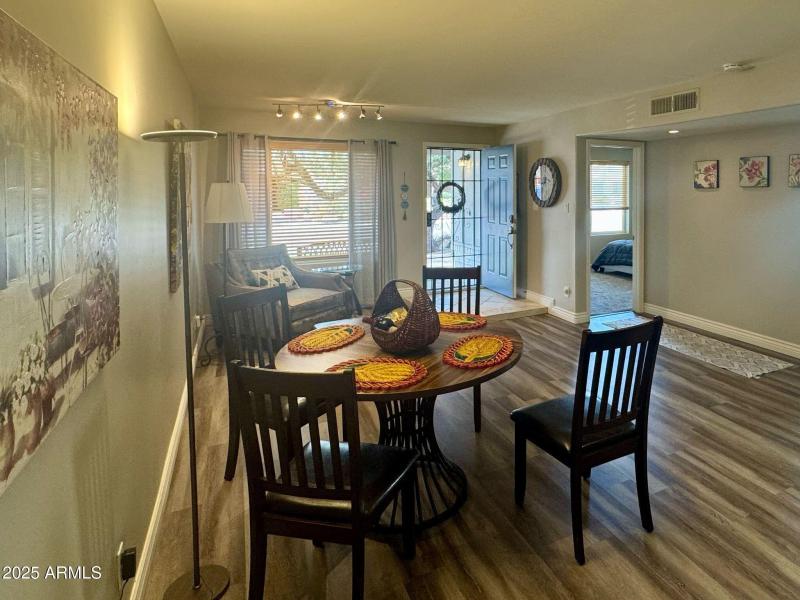 PHOTO-2025-04-05-08-29-27