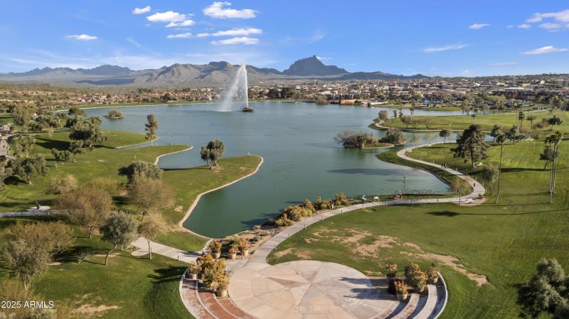 Iconic Fountain Hills Landmark