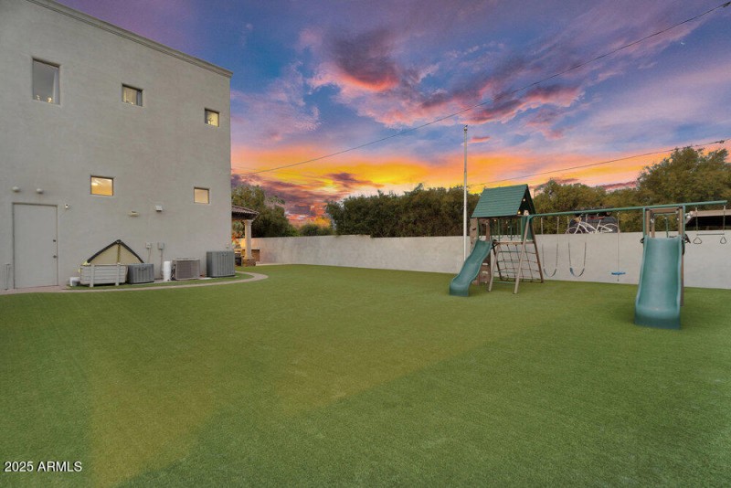 Turf Play yard