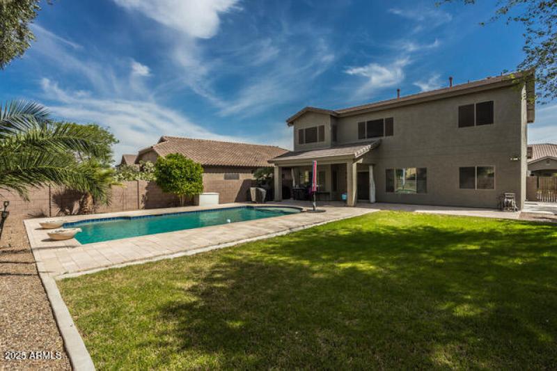 13_Cre8MyMediacom8642_mls