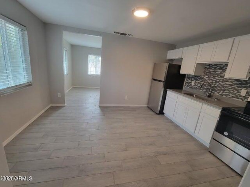 610 2025 photo Unit B