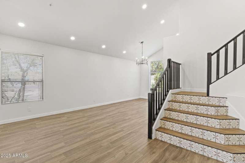 6-web-or-mls-DSC_1106