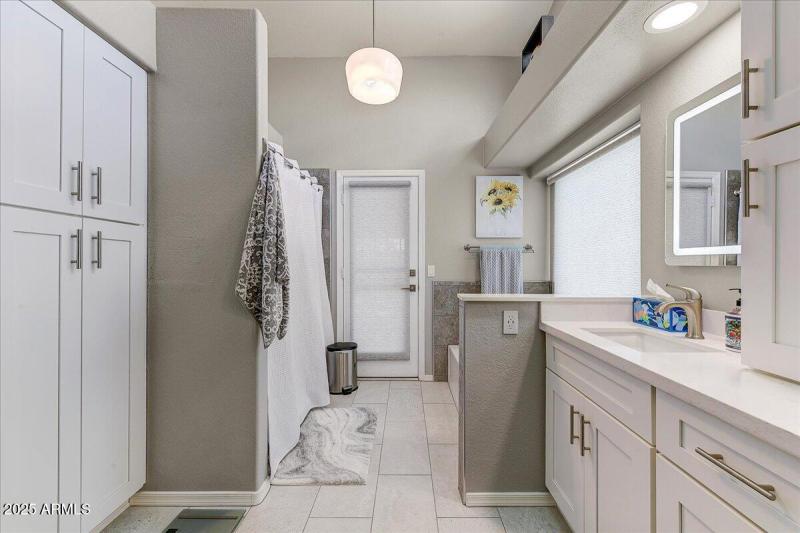 14-Primary Bathroom II