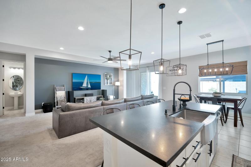 18394 W Lupine Av-9_(2048)