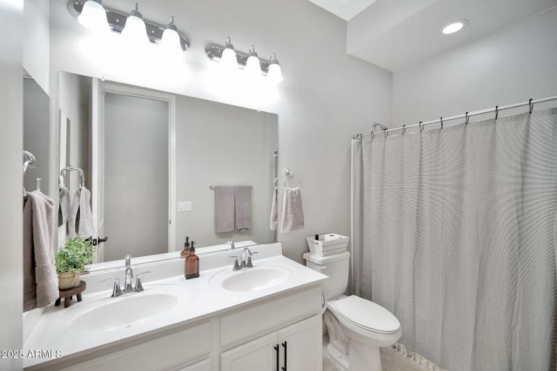 18394 W Lupine Av-22_(2048)