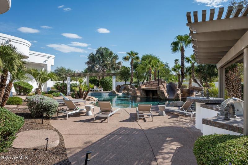 51-5901 E Mountain View Rd-51