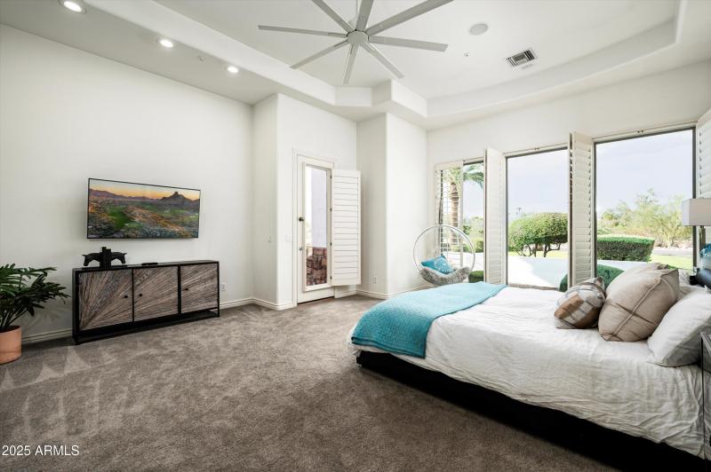 37-5901 E Mountain View Rd-37