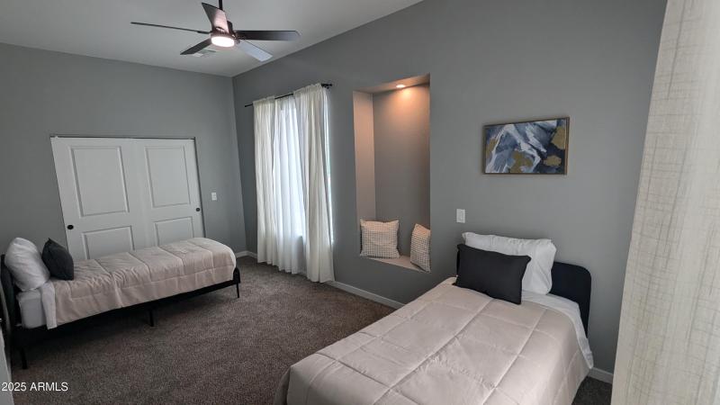 PXL_20250402_195000994