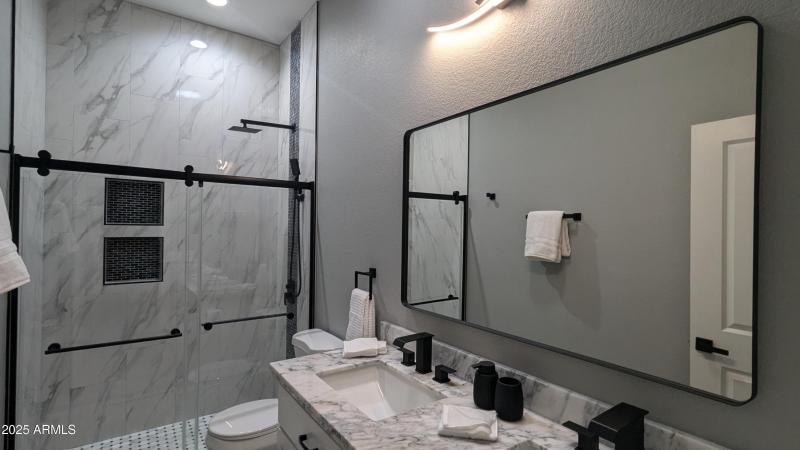 PXL_20250402_195413330