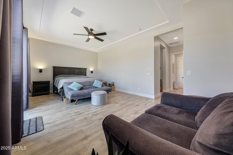 Huge primary bedroom