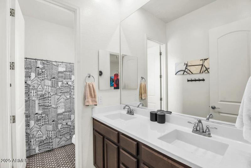 Guest Bath 2