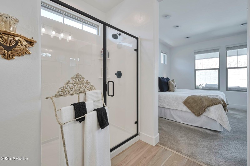 10-web-or-mls-QP - 062