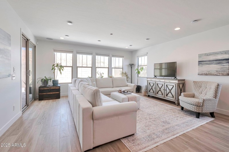 19-web-or-mls-QP - 096