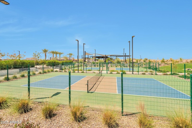 26-web-or-mls-QP - 132