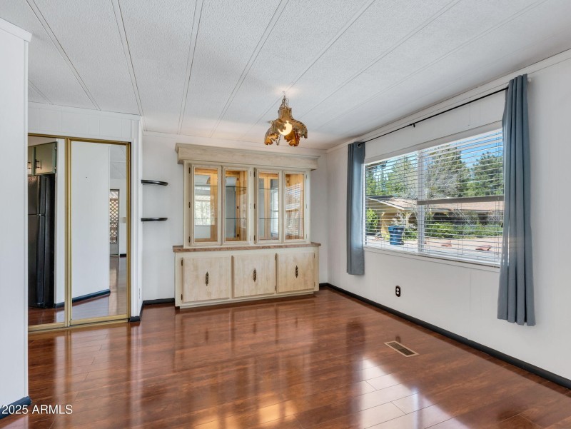 8-web-or-mls-TimberCreekImagery-22