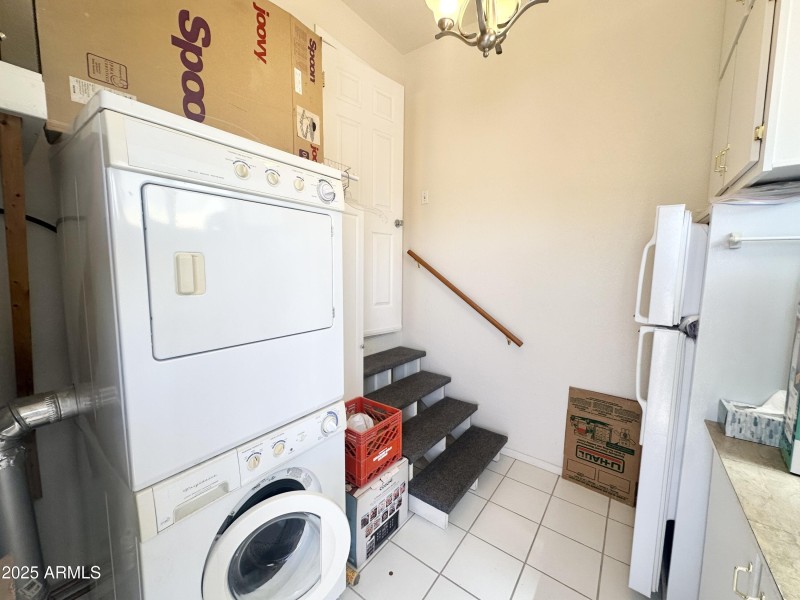 STACKABLE WASHER/DRYER