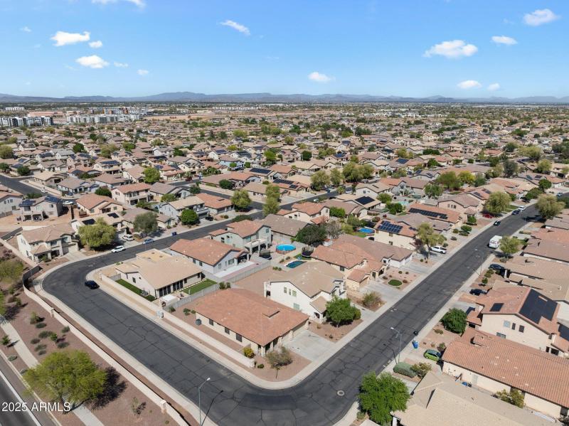 32-web-or-mls-DJI_20250405210937_0010_D